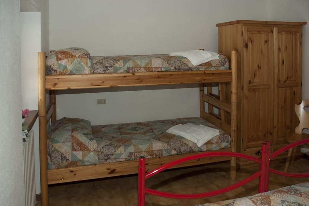 Casa Vacanze Ca' De Val Campodolcino Zimmer foto