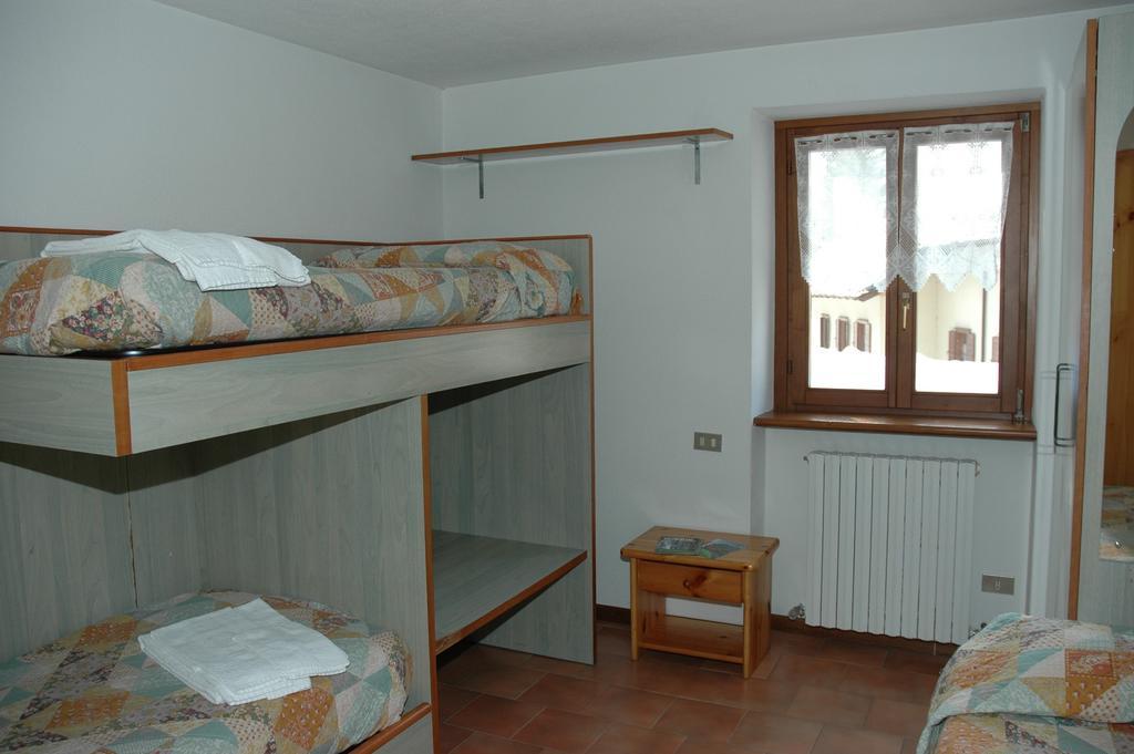 Casa Vacanze Ca' De Val Campodolcino Zimmer foto